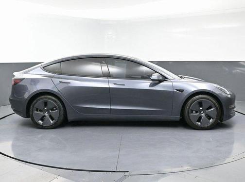 2022 Tesla Model 3 Base