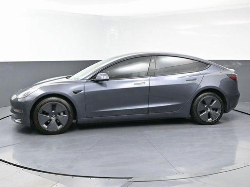 2022 Tesla Model 3 Base