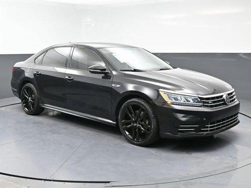 2018 Volkswagen Passat 2.0T R-Line