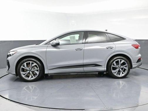 2024 Audi Q4 e-tron 55 quattro Premium