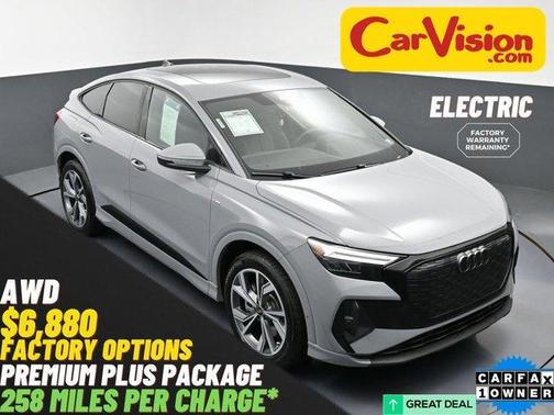 2024 Audi Q4 e-tron 55 quattro Premium
