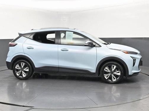 2022 Chevrolet Bolt EUV LT