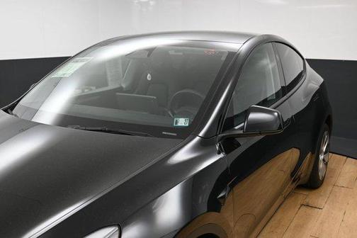 Black 2024 Tesla Model Y Long Range