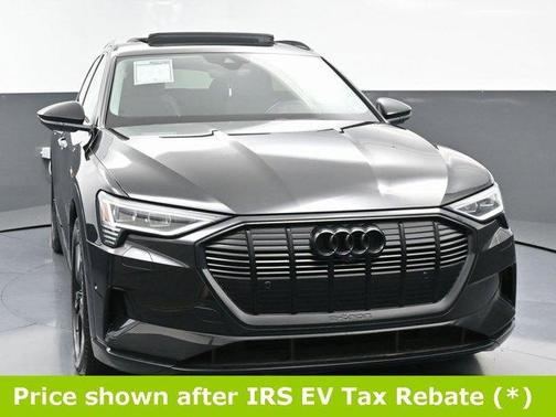2019 Audi e-tron Premium Plus