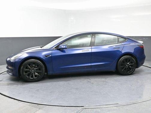 2022 Tesla Model 3 Base