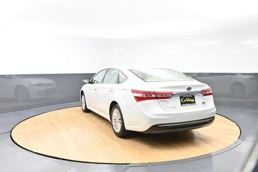 Blizzard Pearl 2015 Toyota Avalon Hybrid XLE Touring