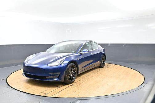 Blue 2018 Tesla Model 3 Long Range
