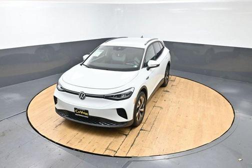 Pure White 2023 Volkswagen ID.4 Pro
