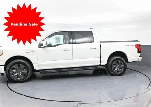 2022 Ford F-150 Lightning LARIAT