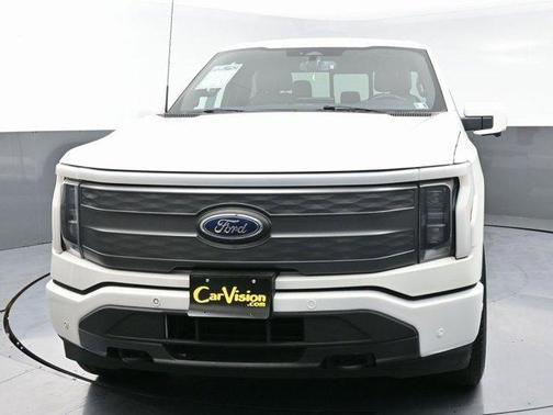 2022 Ford F-150 Lightning LARIAT