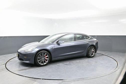 2018 Tesla Model 3 Performance