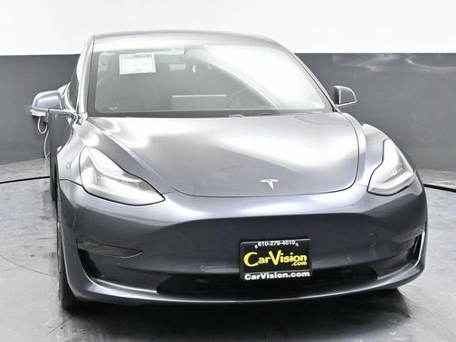2018 Tesla Model 3 Performance