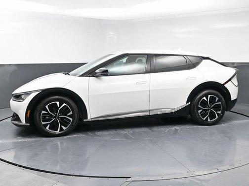 2022 Kia EV6 Wind
