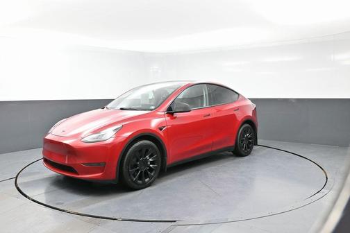 2023 Tesla Model Y Long Range