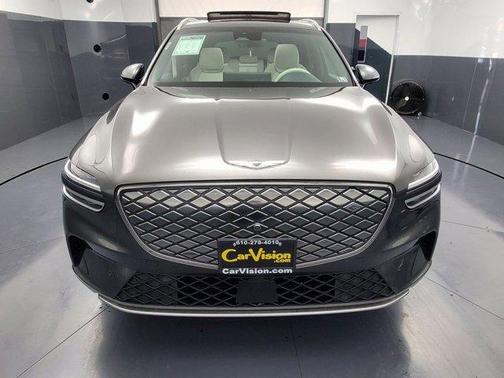 2023 Genesis Electrified GV70 Advanced