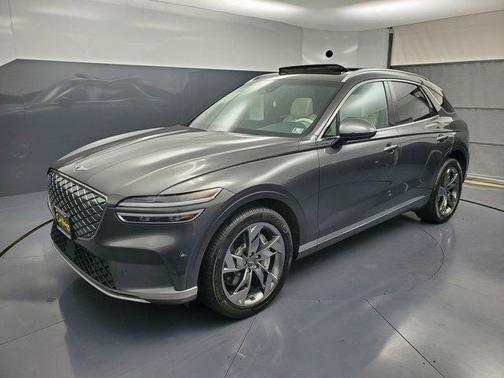 2023 Genesis Electrified GV70 Advanced