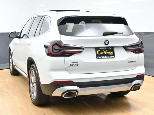 White 2022 BMW X3 xDrive30i
