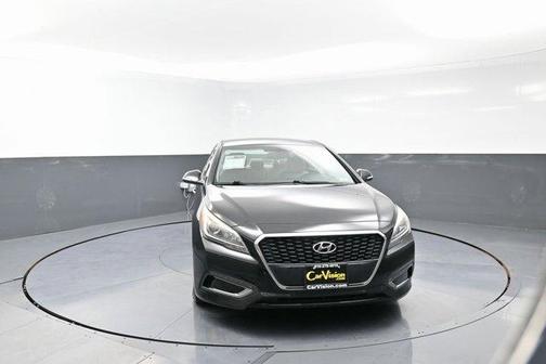 2016 Hyundai SONATA Hybrid SE