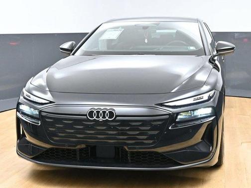 Mythos Black Metallic 2025 Audi A6 e-tron Premium