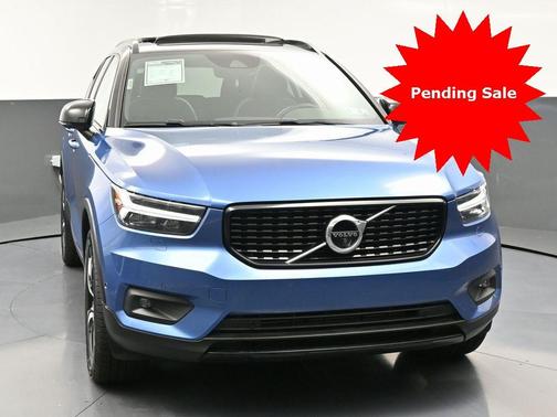 2019 Volvo XC40 T5 R-Design