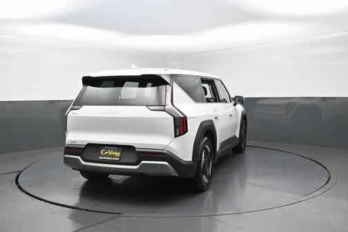 2024 Kia EV9 Light Long Range