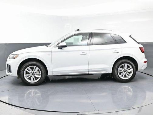 2024 Audi Q5 45 S line quattro Premium