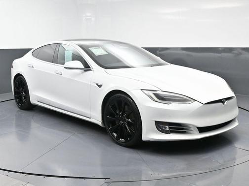 2021 Tesla Model S Long Range