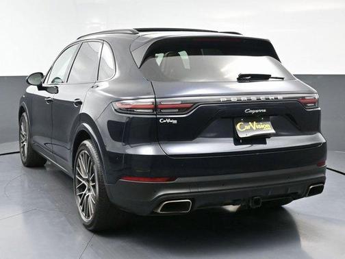 2023 Porsche Cayenne Platinum Edition