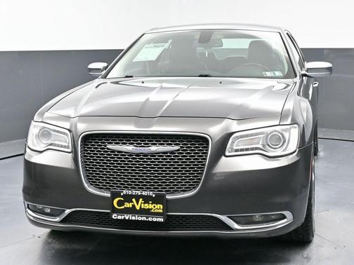 2019 Chrysler 300 Limited