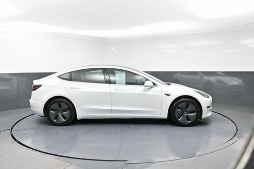 2019 Tesla Model 3 STANDAR PLUS
