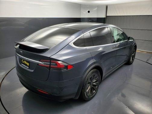 2020 Tesla Model X Long Range