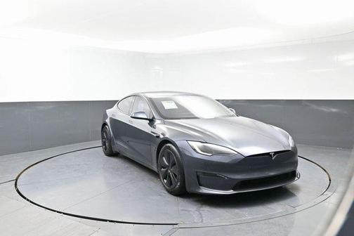 2022 Tesla Model S Base