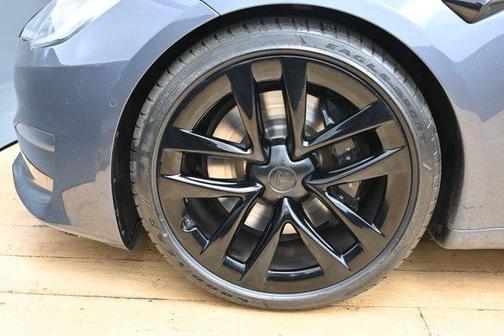 Gray 2021 Tesla Model S Long Range