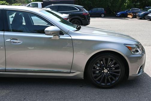 Atomic Silver 2017 Lexus LS 460 Base