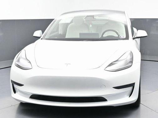2022 Tesla Model 3 Base