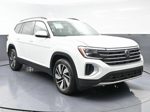 2024 Volkswagen Atlas 2.0T SE