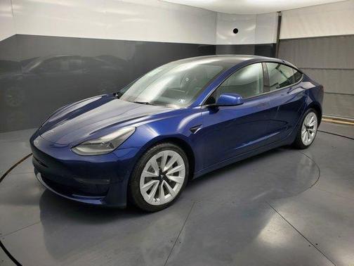 2022 Tesla Model 3 Base