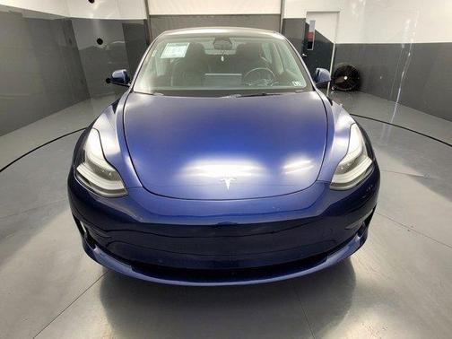 2022 Tesla Model 3 Base