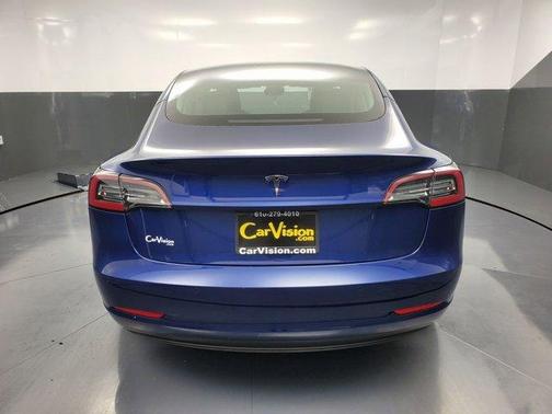 2022 Tesla Model 3 Base