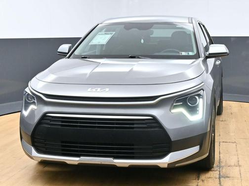 Steel Gray 2023 Kia Niro LX