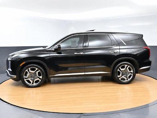 Abyss Black Pearl 2025 Hyundai PALISADE SEL Premium