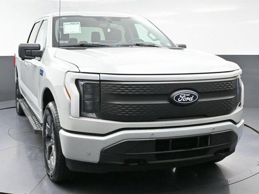 2024 Ford F-150 Lightning Flash