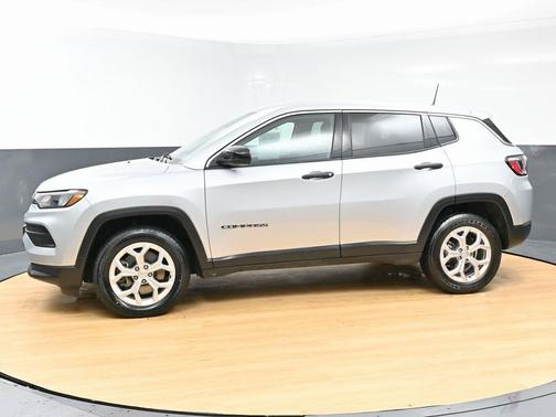 2024 Jeep Compass Sport