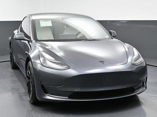 2023 Tesla Model 3 Performance