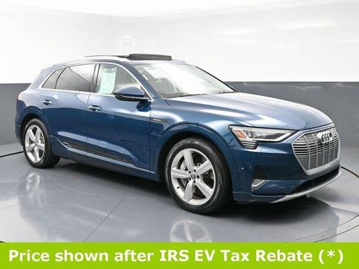 2019 Audi e-tron Premium Plus