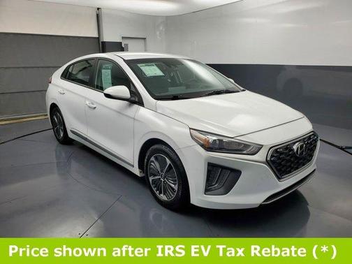 2022 Hyundai IONIQ Plug-In Hybrid SE