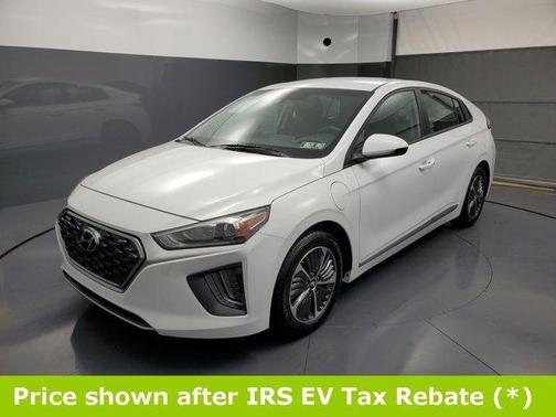 2022 Hyundai IONIQ Plug-In Hybrid SE