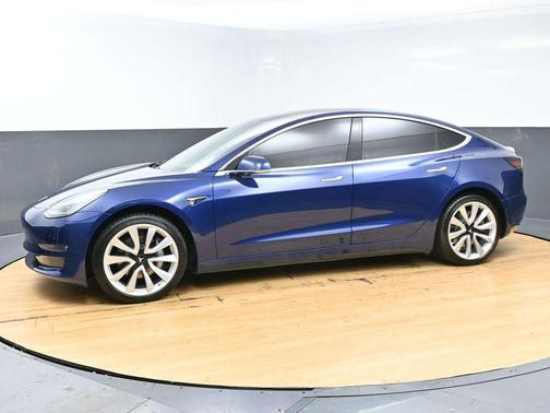 2017 Tesla Model 3 Long Range