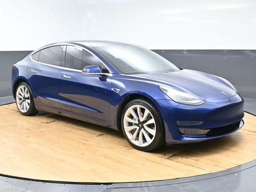 2017 Tesla Model 3 Long Range