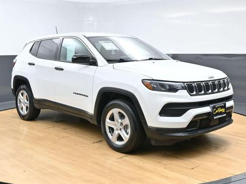 Bright White Clearcoat 2023 Jeep Compass Sport